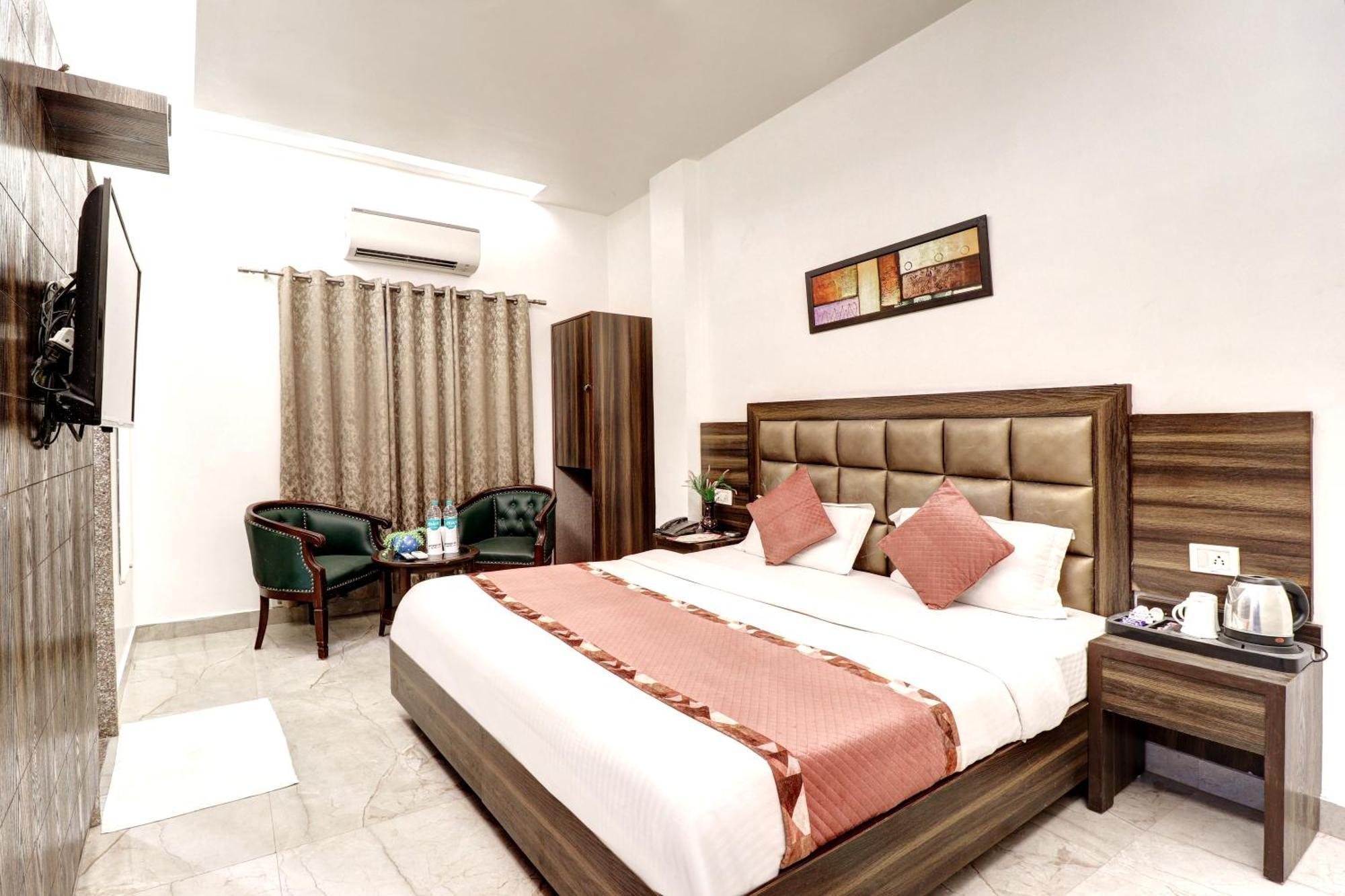 Hotel Emporio Dx - New Delhi Railway Station - Paharganj מראה חיצוני תמונה