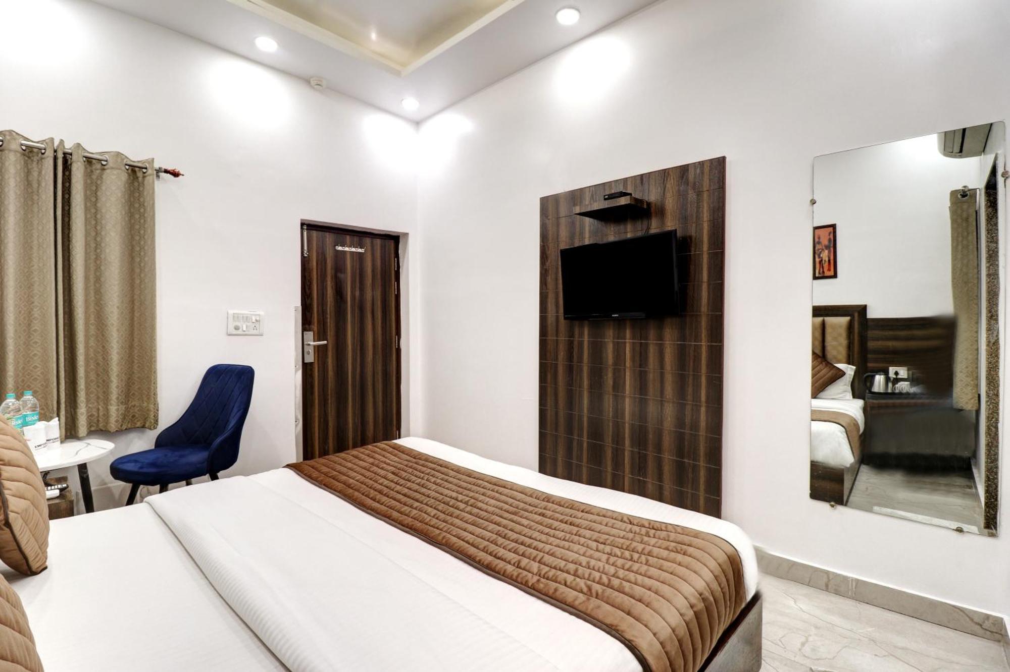 Hotel Emporio Dx - New Delhi Railway Station - Paharganj מראה חיצוני תמונה